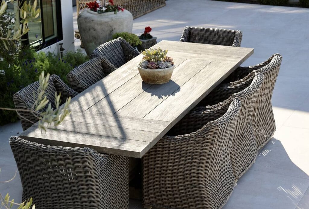 table en teck massif pour jardin